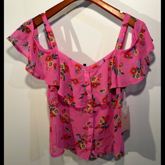Blashe Cold Shoulder Ruffled Floral Blouse Pink Multicolored Size M - NWT - Picture 1 of 14